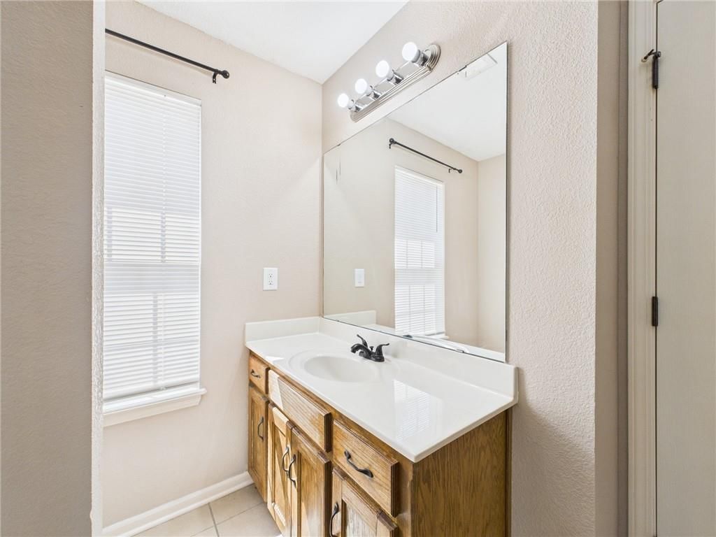 9337 N Main Street — photo 19
