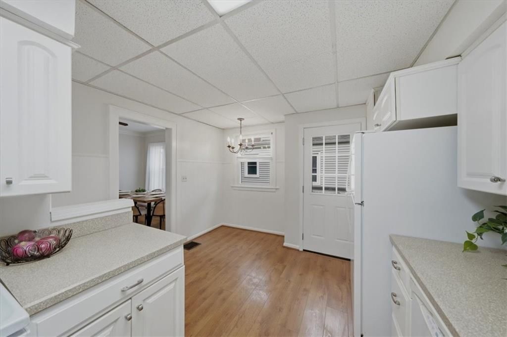425 E 70th Street — photo 15