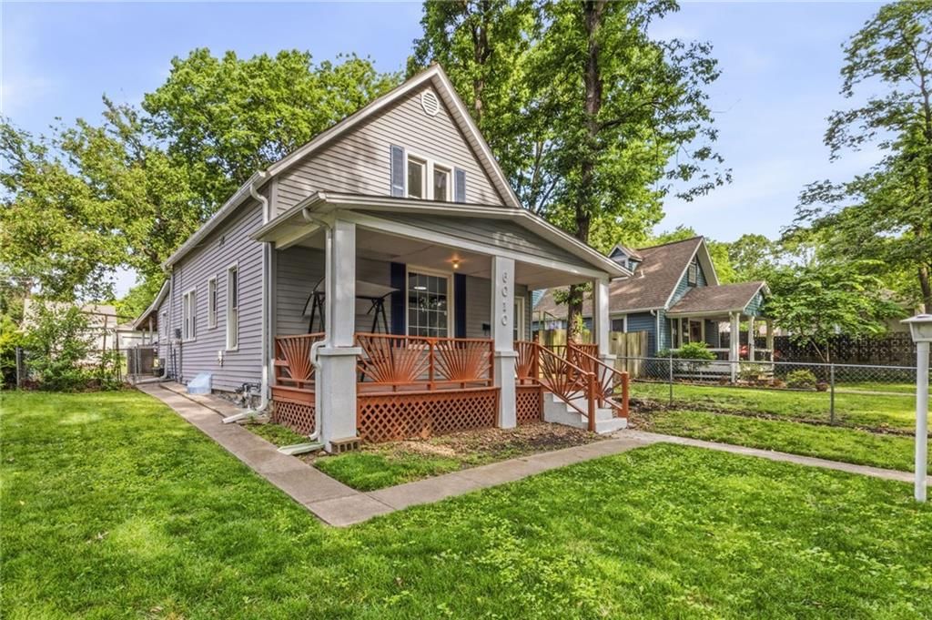 6010 Kenwood Avenue — photo 2