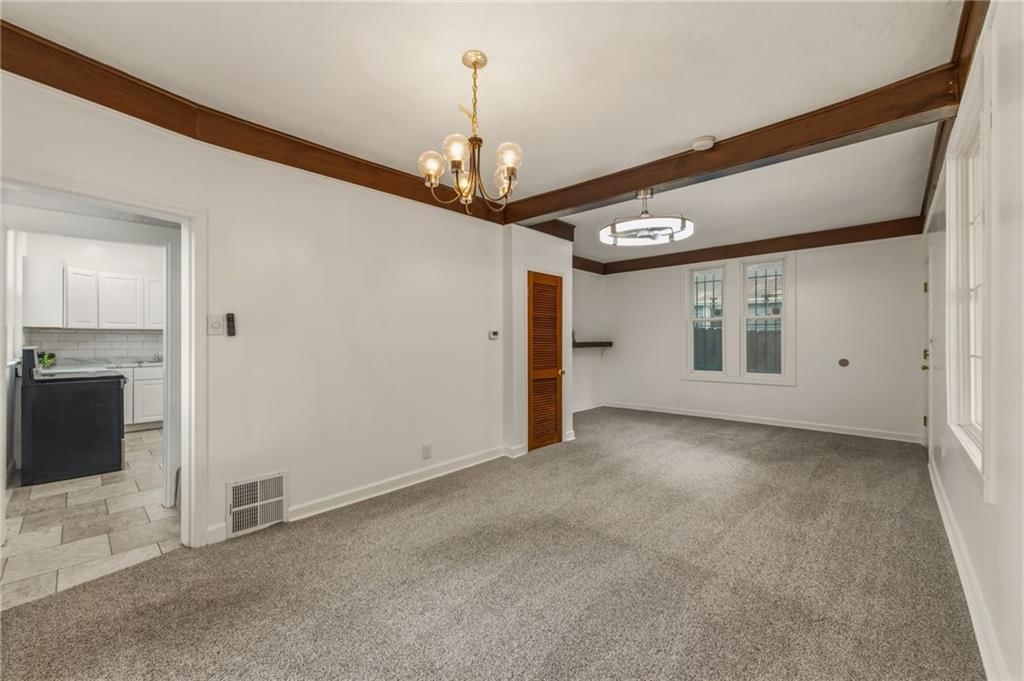 6010 Kenwood Avenue — photo 10