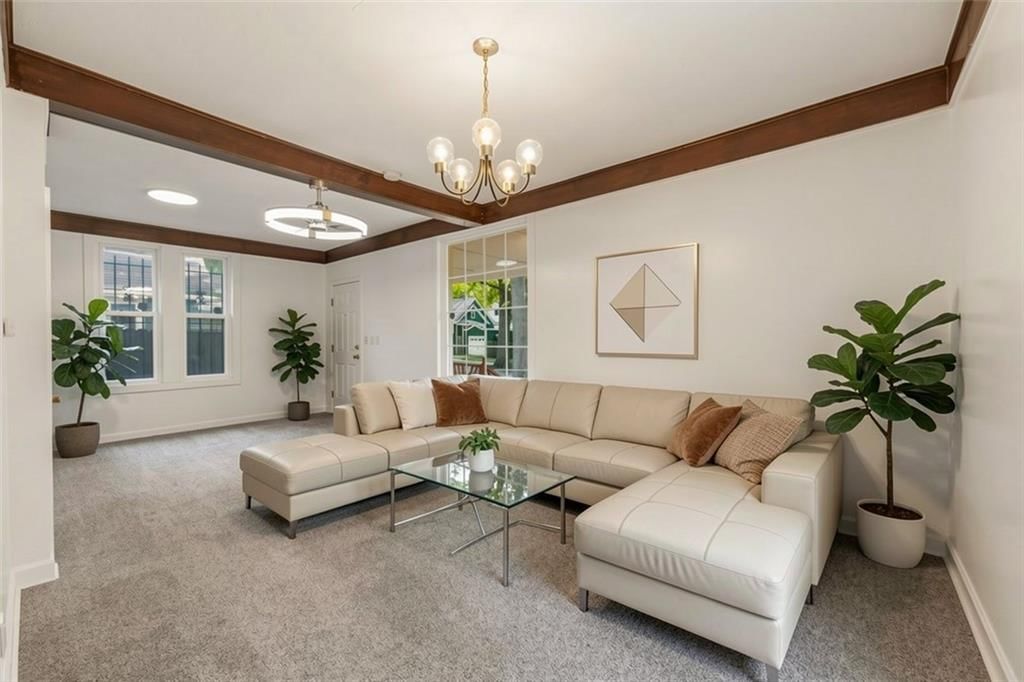 6010 Kenwood Avenue — photo 12