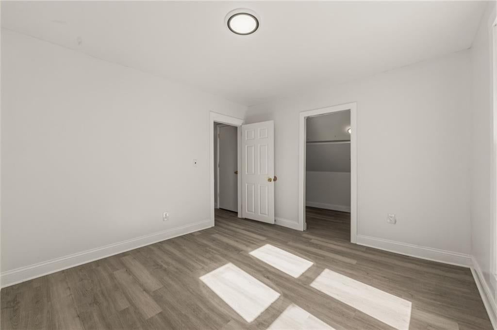 6010 Kenwood Avenue — photo 20