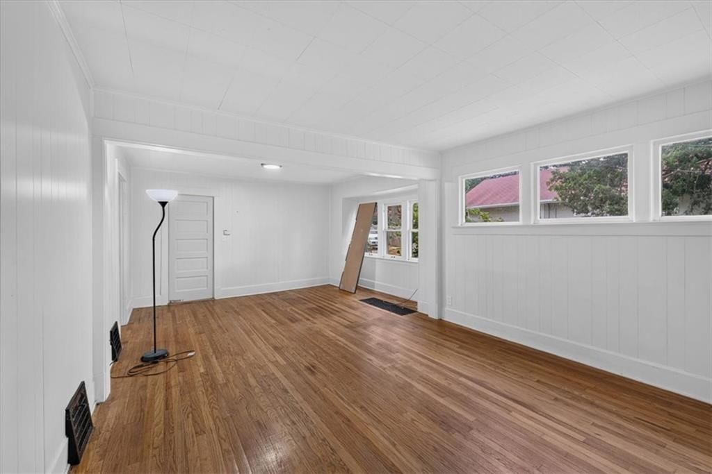 1011 N Osage Street — photo 5