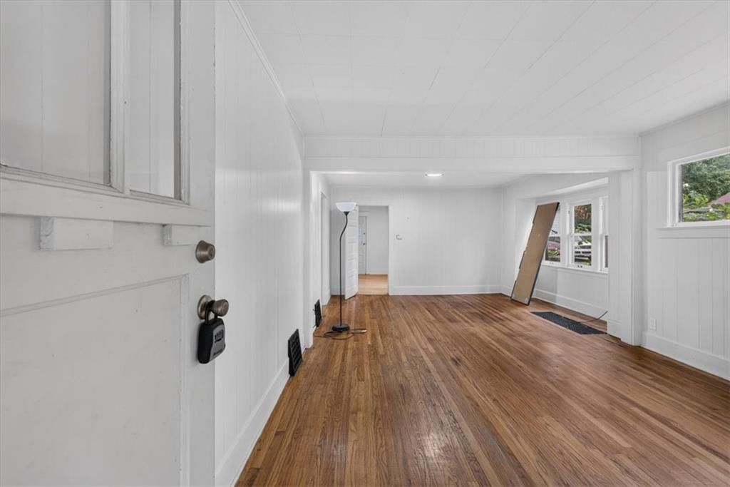 1011 N Osage Street — photo 9