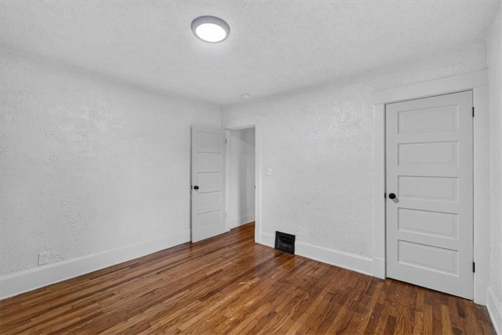 1011 N Osage Street — photo 18
