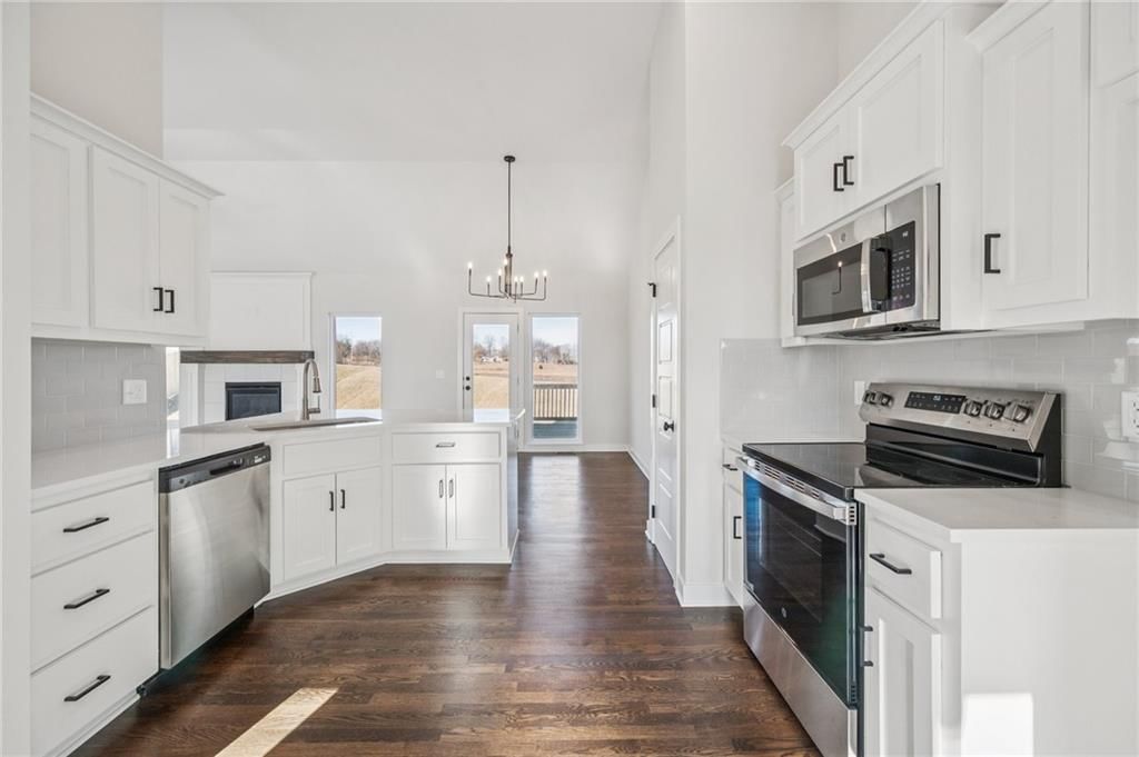 1034 Fir Lane — photo 9