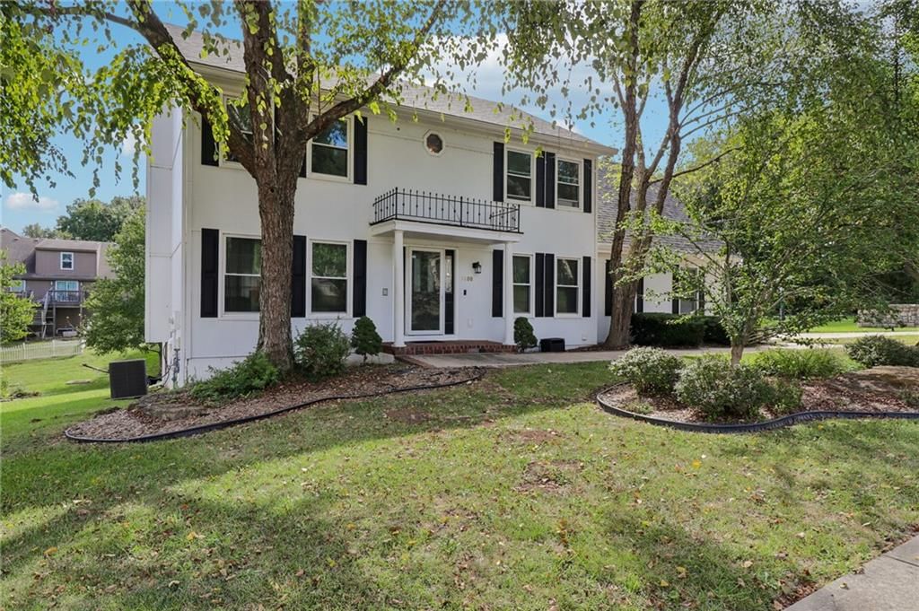 1800 NW Westbrooke Place — photo 2