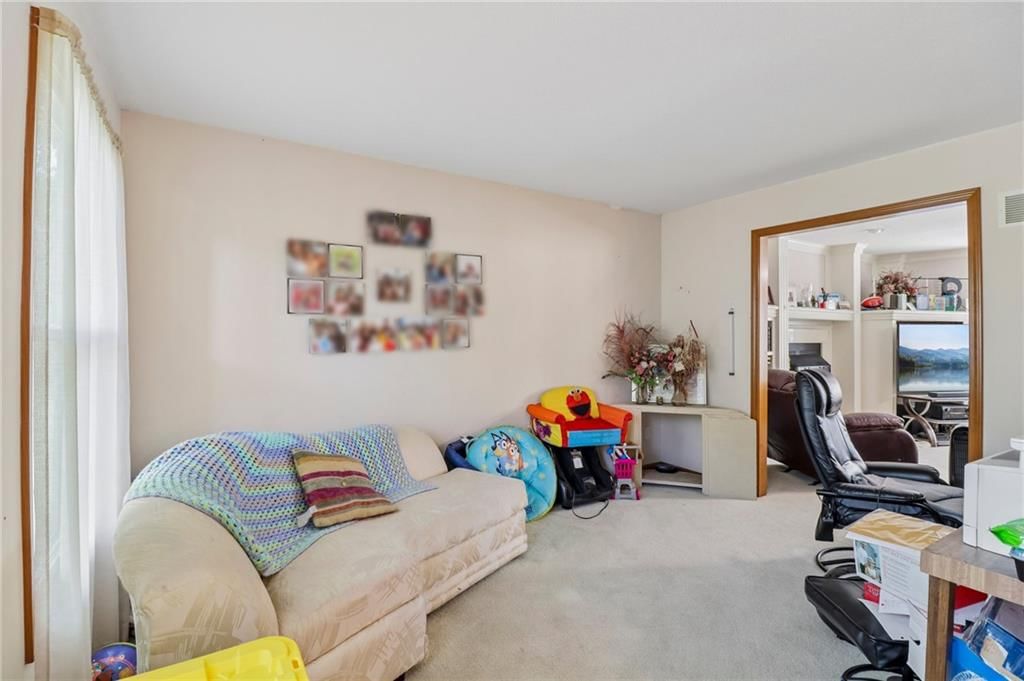 1800 NW Westbrooke Place — photo 5
