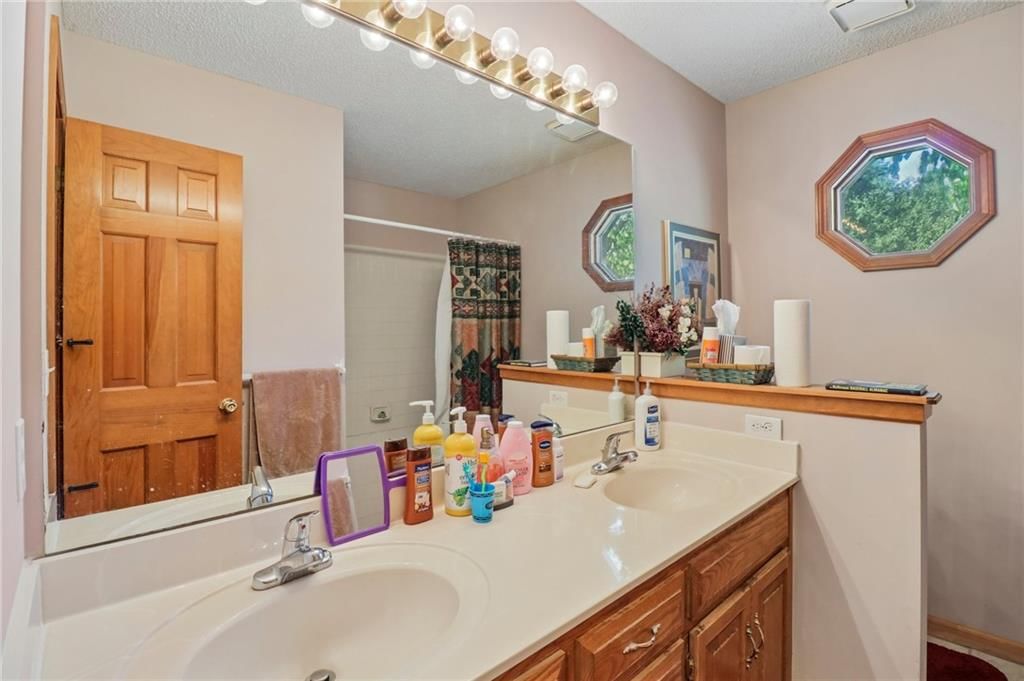 1800 NW Westbrooke Place — photo 19