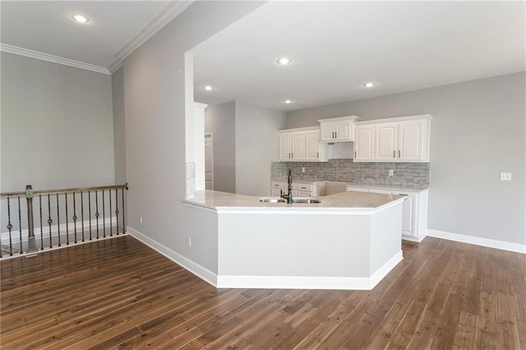 3315 NW 93rd Street — photo 8