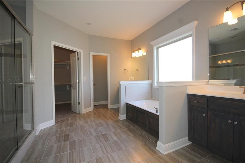 3323 NW 93rd Street — photo 22