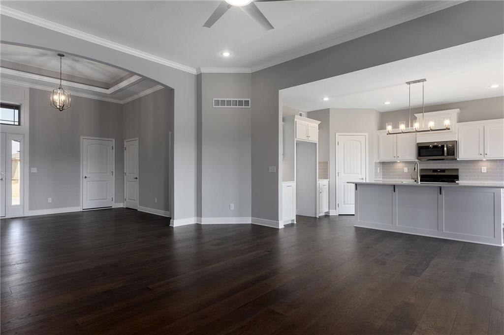 3327 NW 93rd Street — photo 6