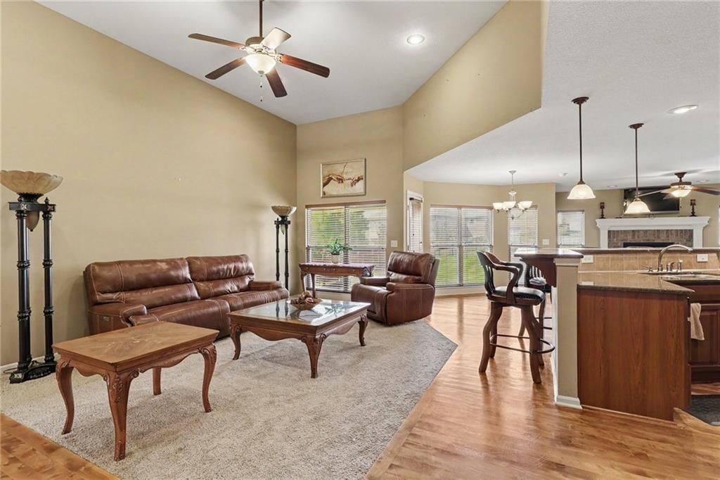 10900 Delavan Court — photo 10