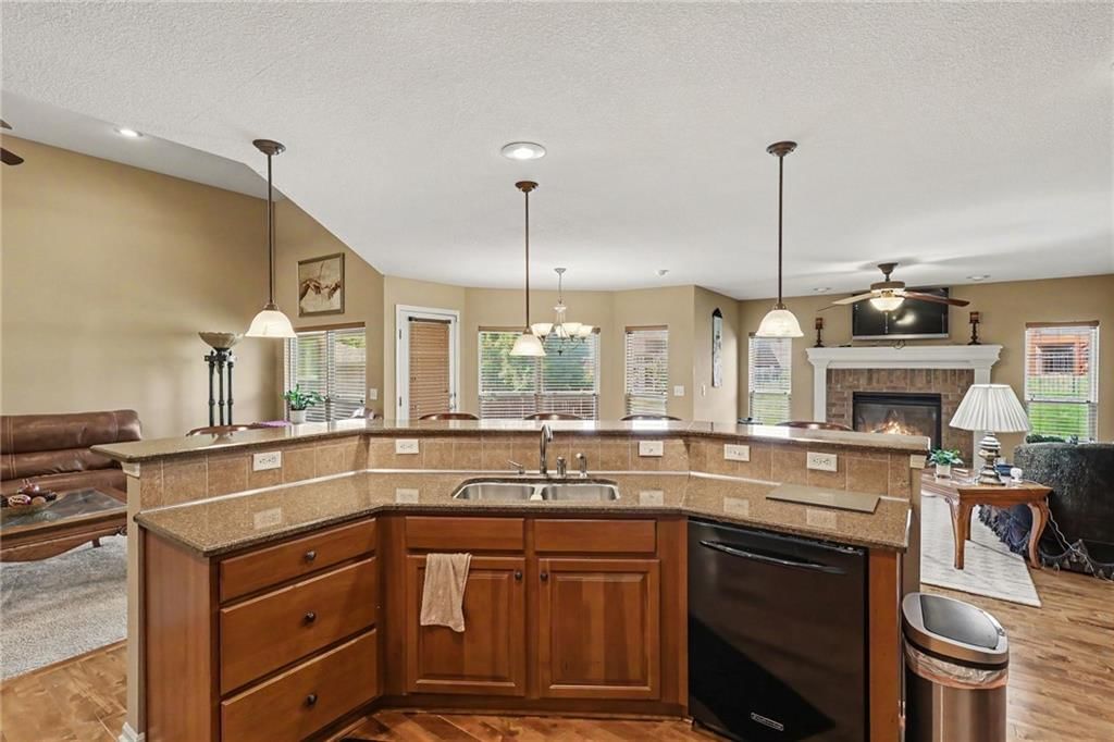 10900 Delavan Court — photo 12