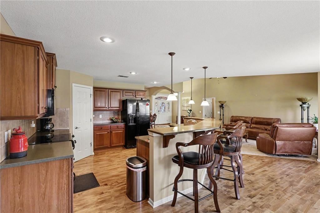 10900 Delavan Court — photo 13