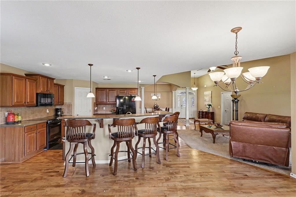 10900 Delavan Court — photo 16