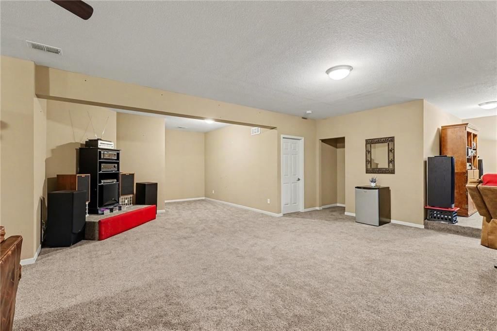 10900 Delavan Court — photo 42