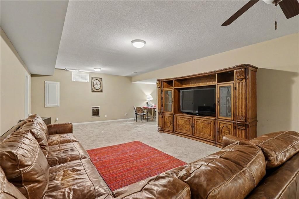 10900 Delavan Court — photo 43