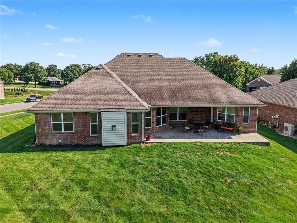 10900 Delavan Court — photo 55