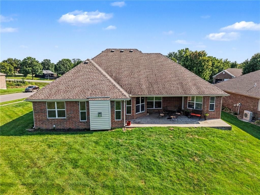 10900 Delavan Court — photo 59