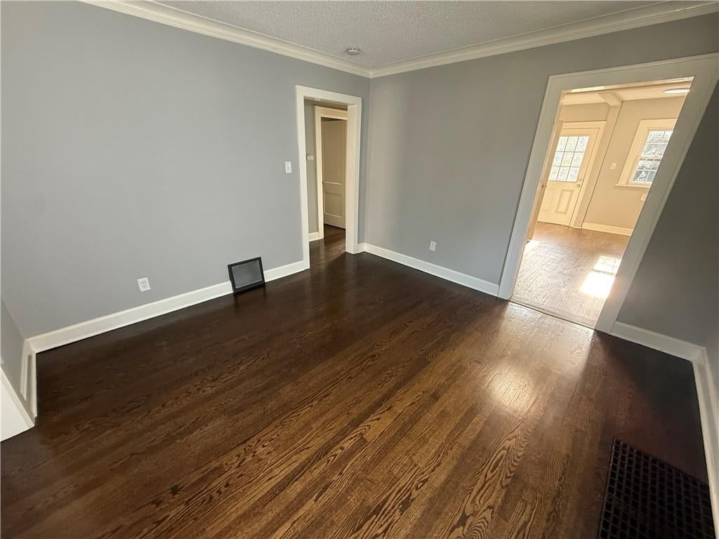 6445 S Benton Avenue — photo 8