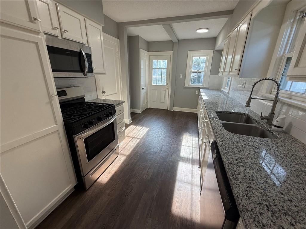 6445 S Benton Avenue — photo 13