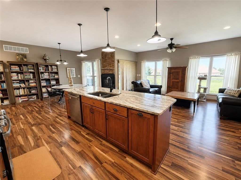 931 Venita Drive — photo 8