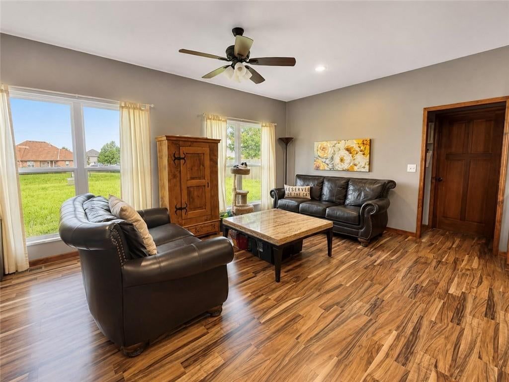 931 Venita Drive — photo 11