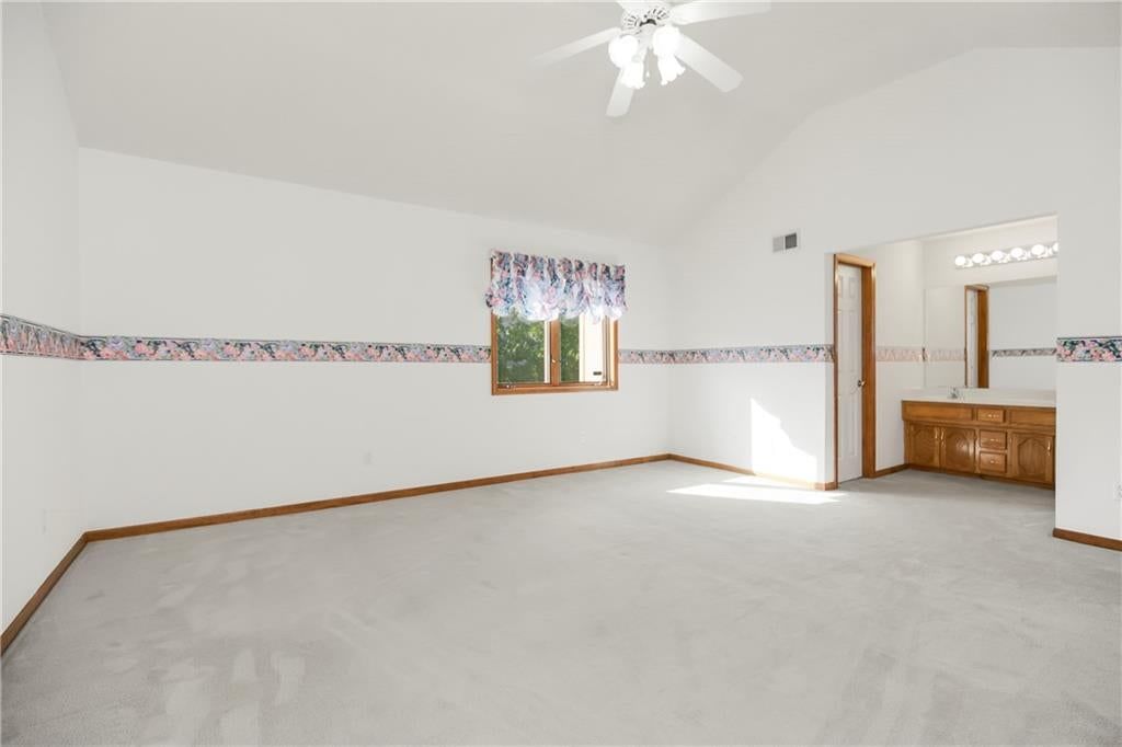 8202 NW Bradford Court — photo 13