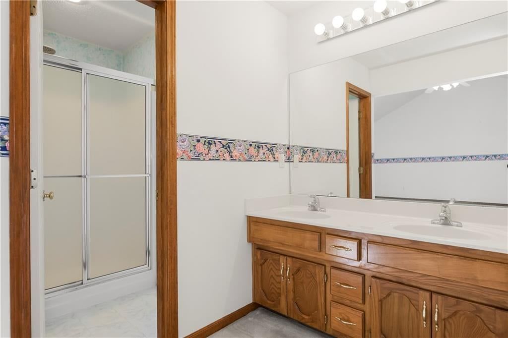 8202 NW Bradford Court — photo 14