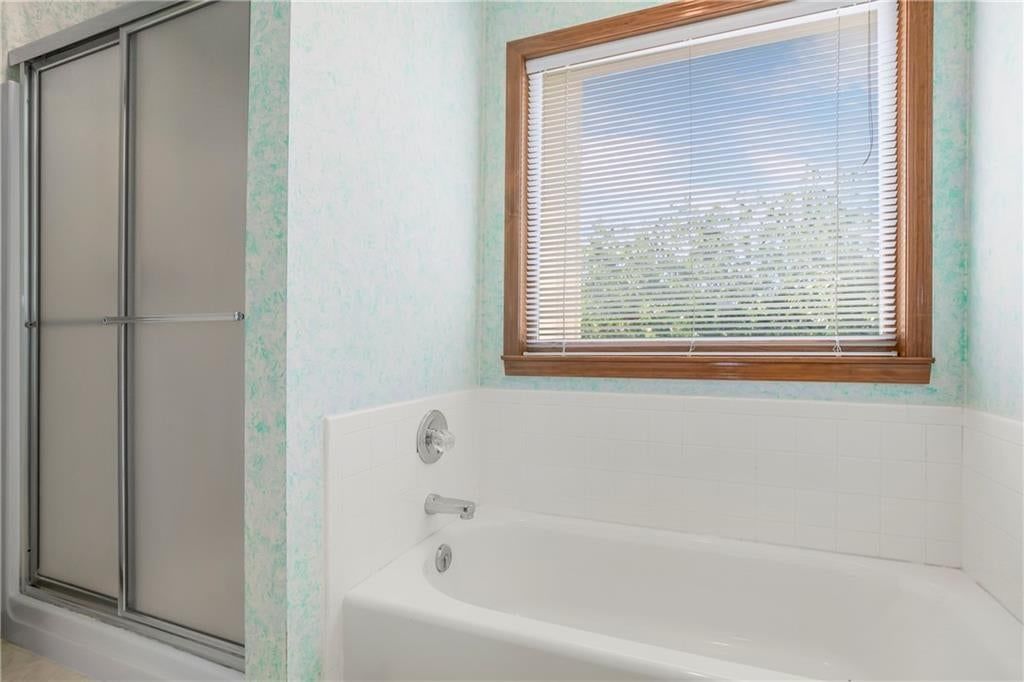 8202 NW Bradford Court — photo 15