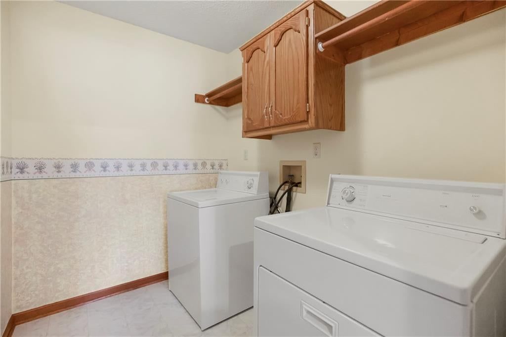 8202 NW Bradford Court — photo 17