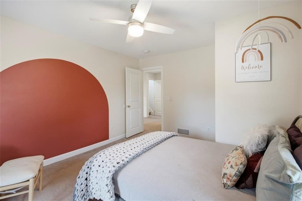 Photo 31 of 48 - 3333 Virginia Avenue, Kansas City, MO 64109