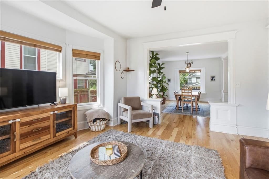 Photo 16 of 48 - 3333 Virginia Avenue, Kansas City, MO 64109