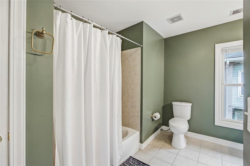 Photo 39 of 48 - 3333 Virginia Avenue, Kansas City, MO 64109