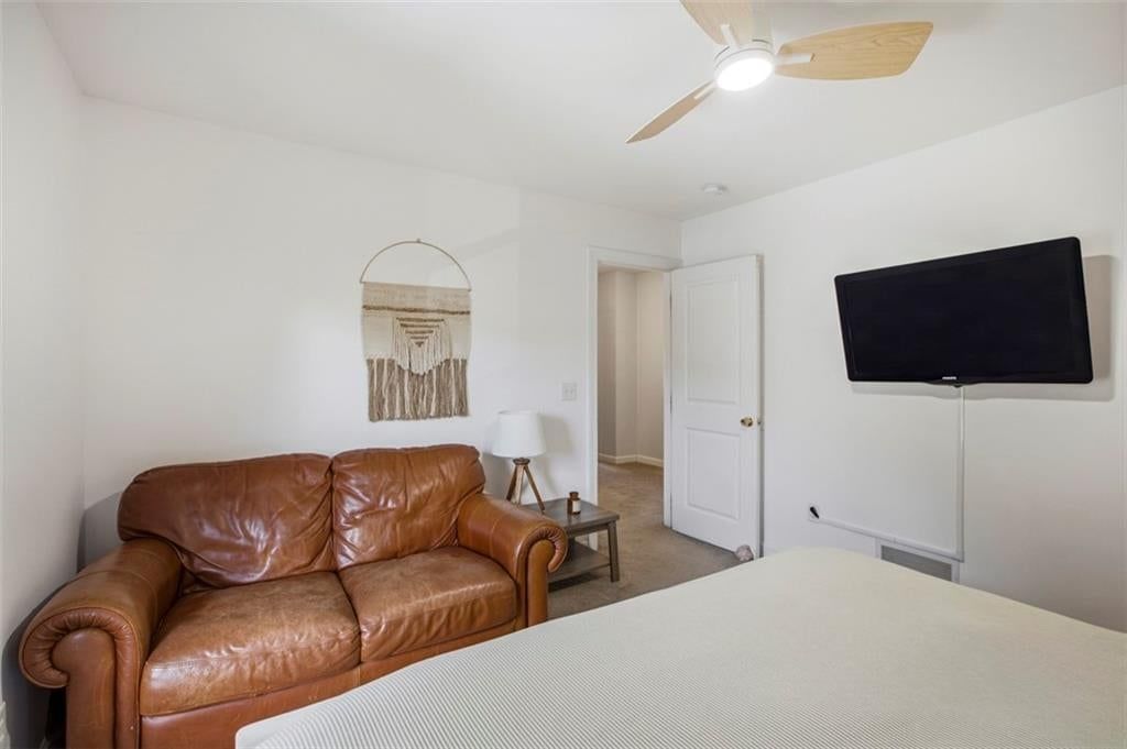 Photo 36 of 48 - 3333 Virginia Avenue, Kansas City, MO 64109