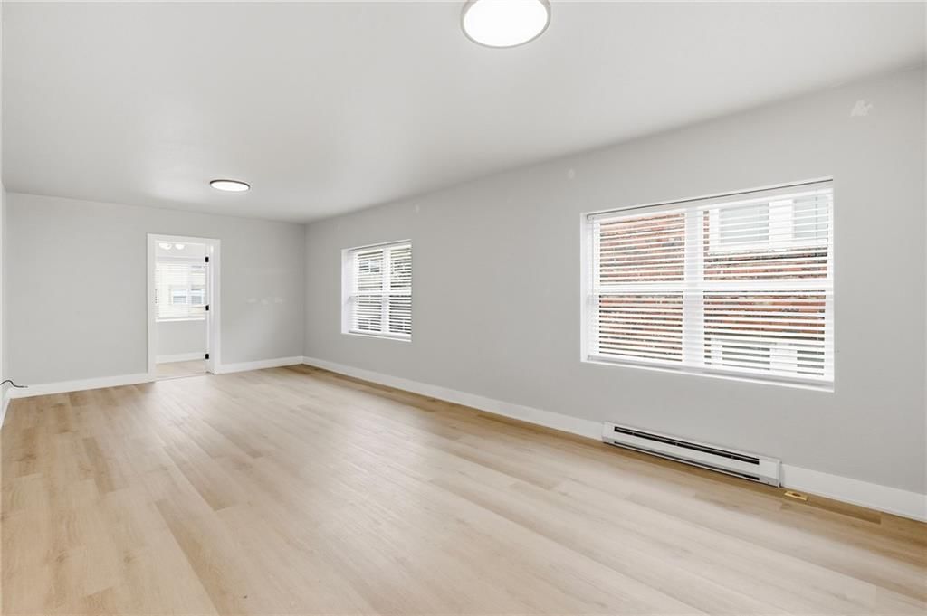 4335 Mercier Street — photo 14