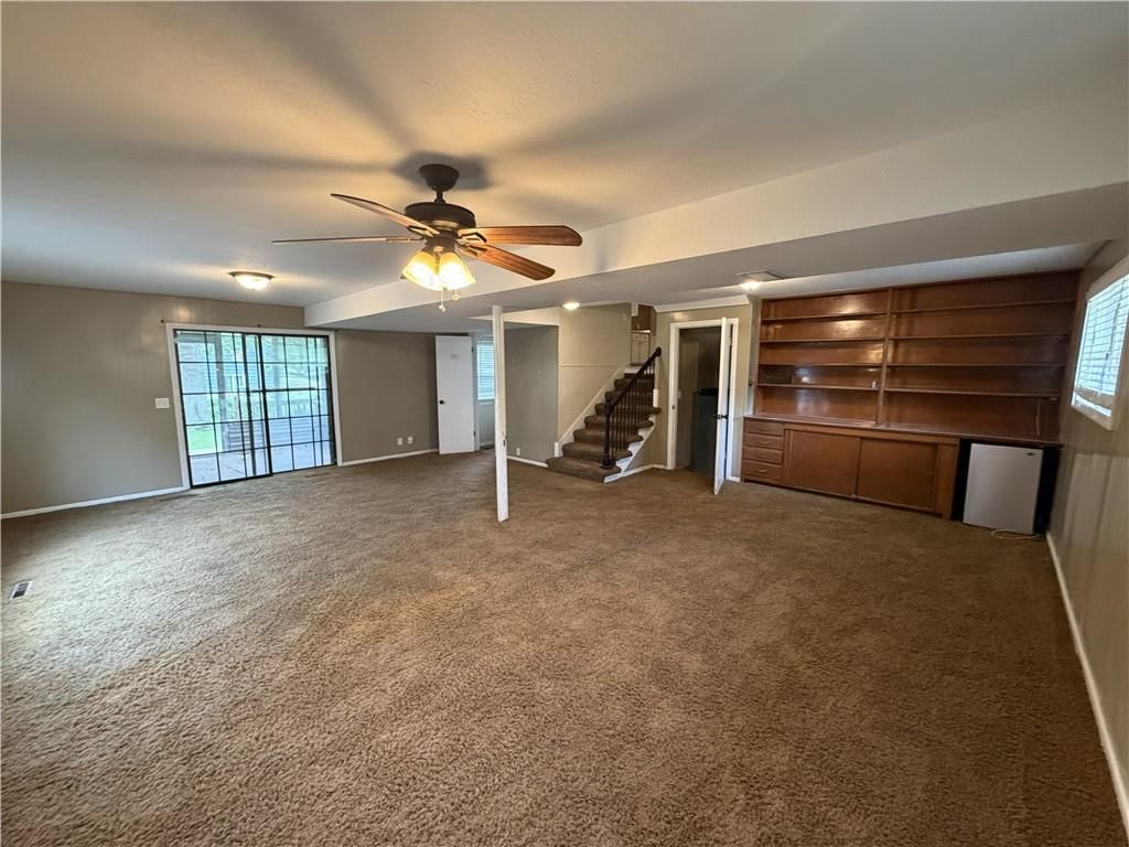 401 E 90th Terrace — photo 17