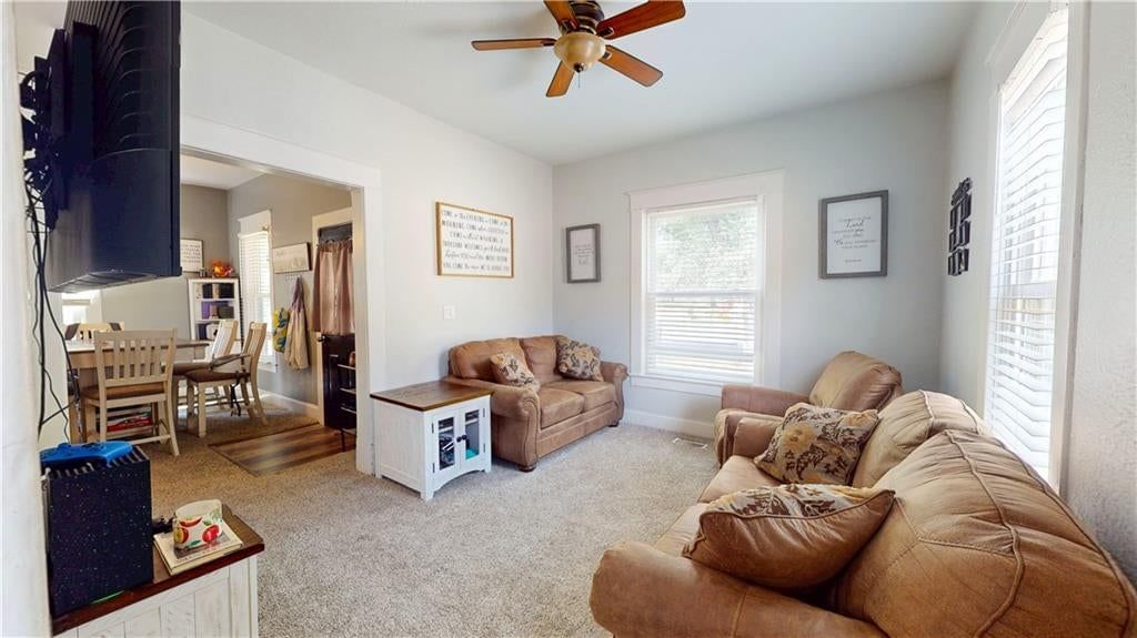 843 S Sycamore Street — photo 5