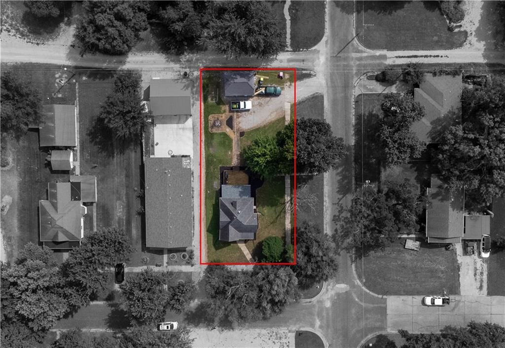 843 S Sycamore Street — photo 28