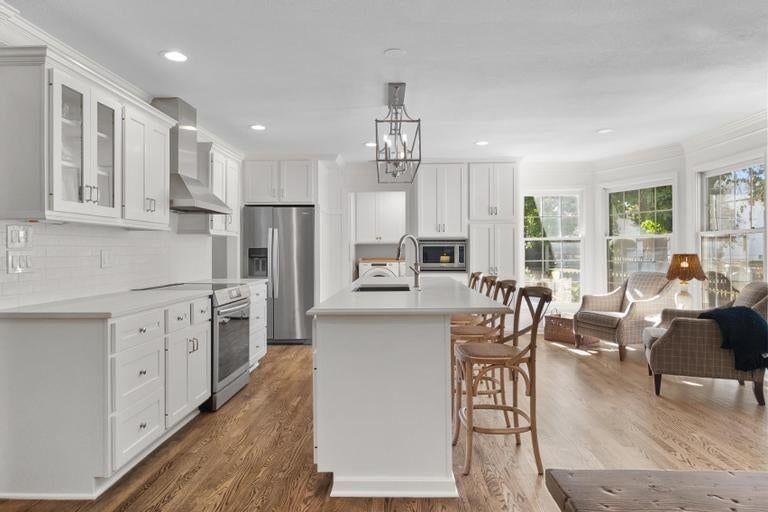 9315 W 113th Street — photo 9