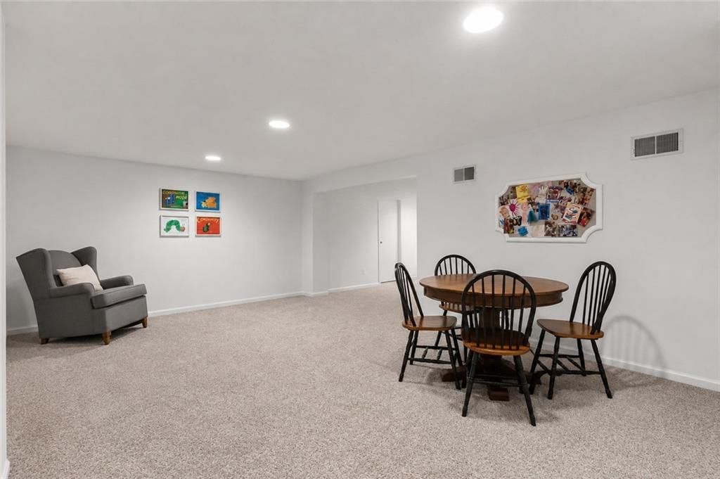 9315 W 113th Street — photo 26
