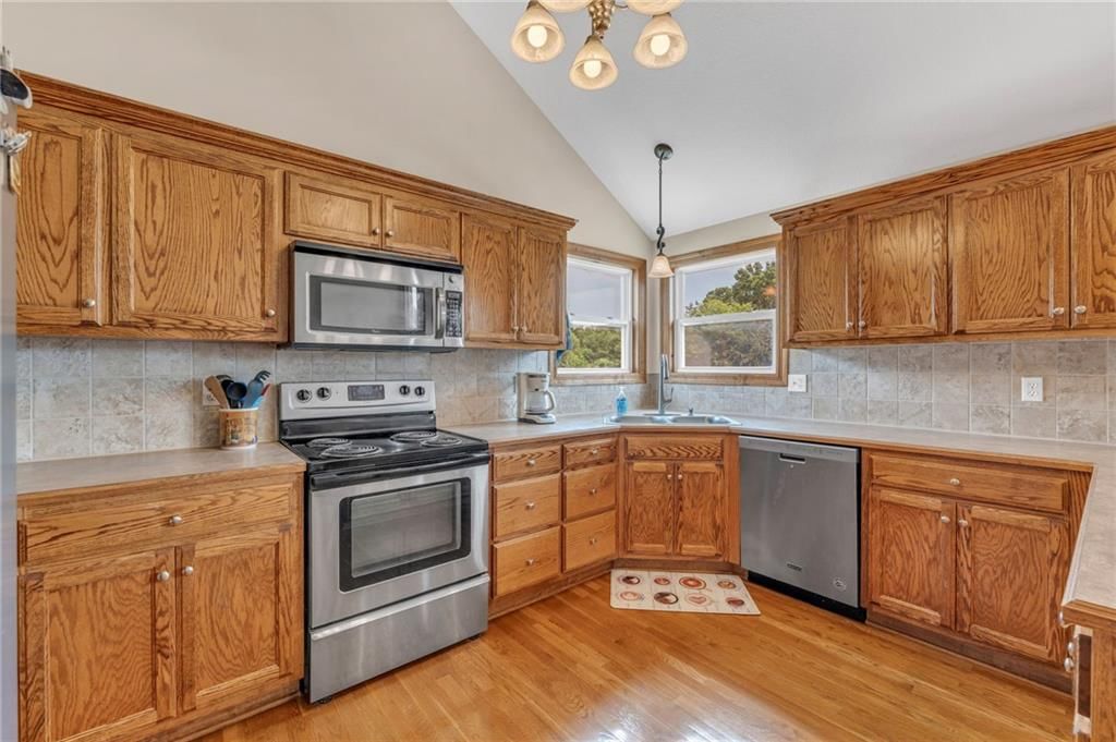 16631 Ruby Court — photo 18
