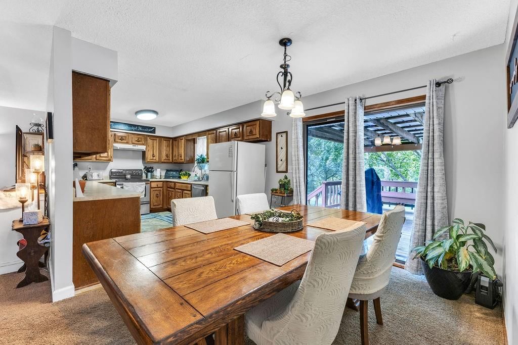 300 W Carla Street — photo 11