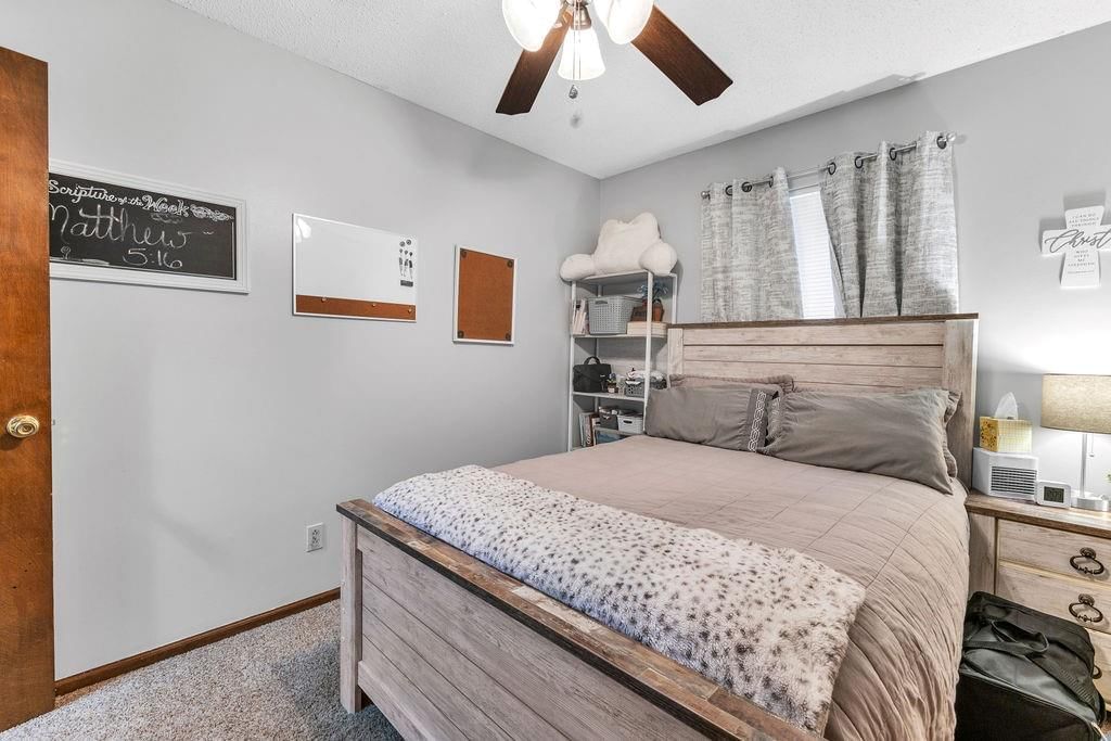 300 W Carla Street — photo 15