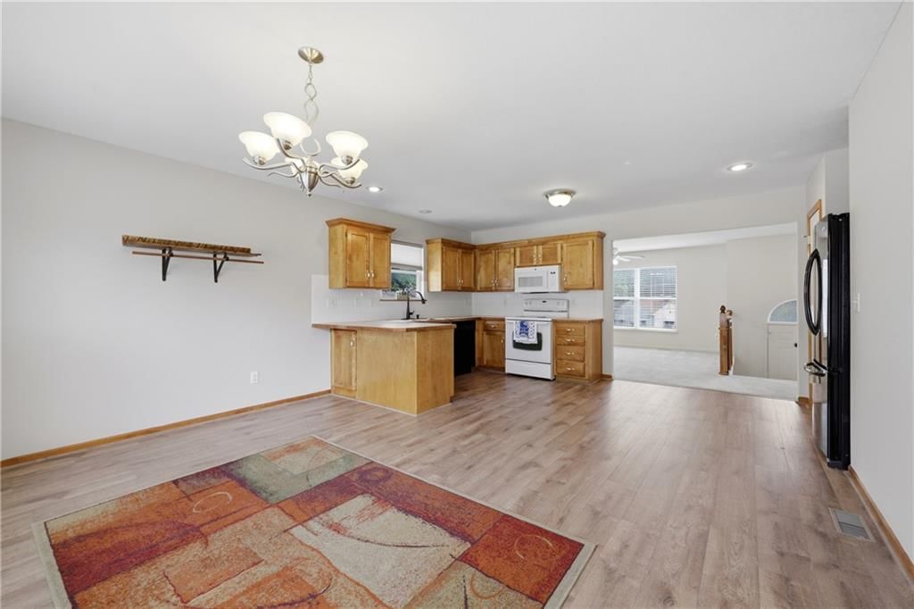 3338 S Evanston Avenue — photo 7