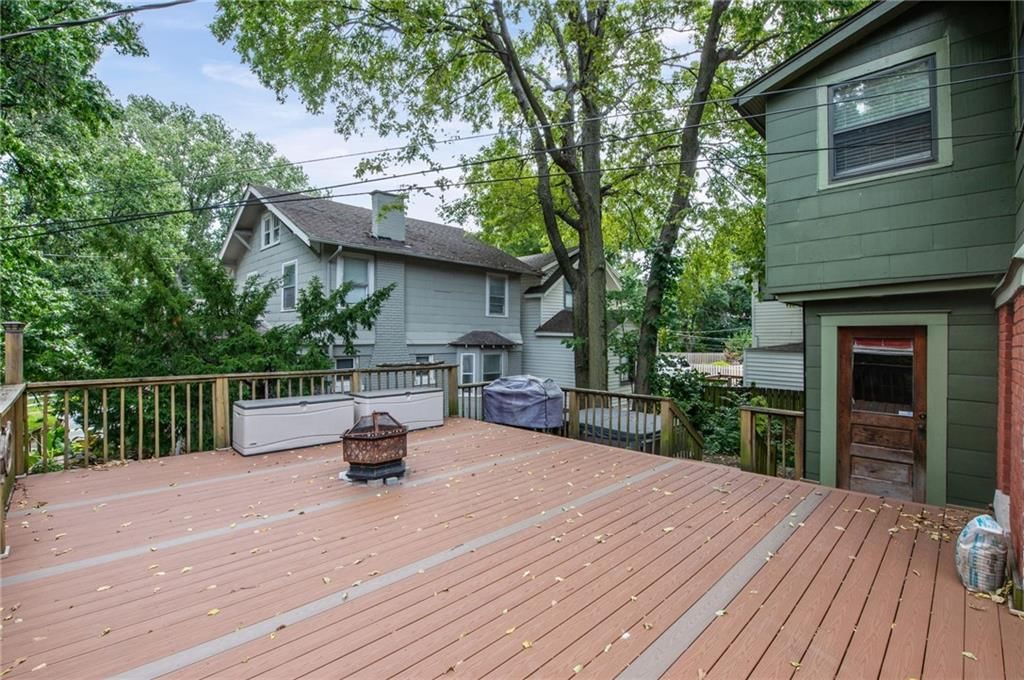 4111 HOLLY Street — photo 34