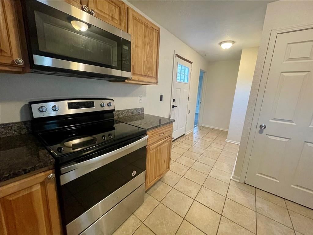 2735 N 31st Street — photo 5