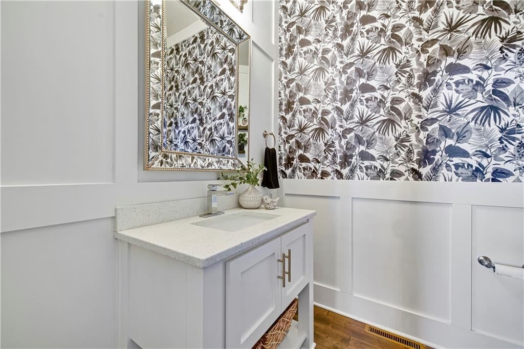 11510 W 157th Terrace — photo 22