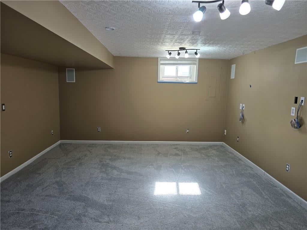 14940 S Gallery Street — photo 41